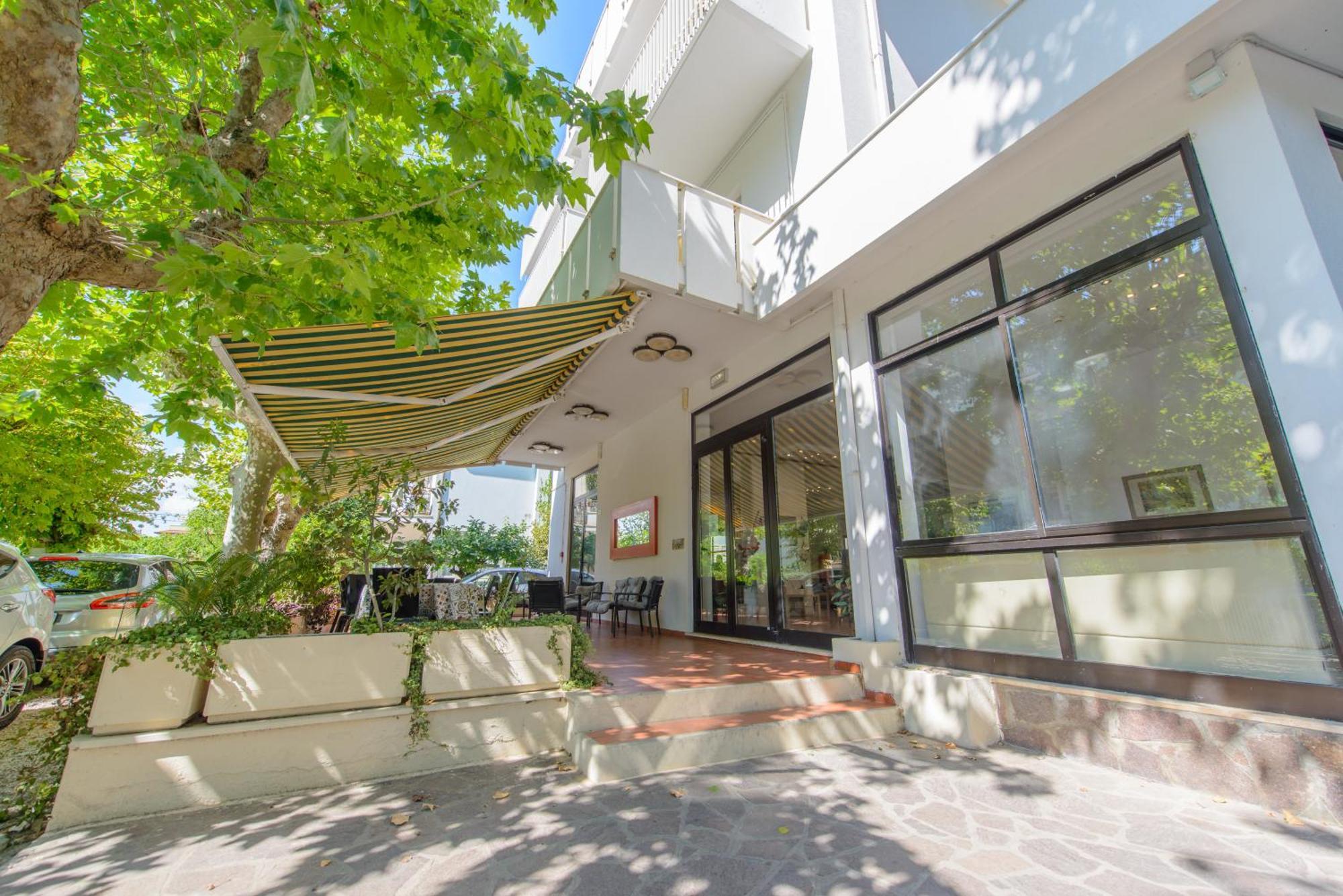 Hotel Avana Mare Rimini Exterior photo